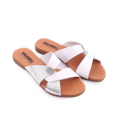 Chinelo WALKWELL