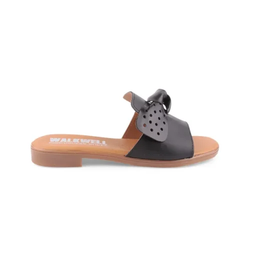 Chinelo WALKWELL
