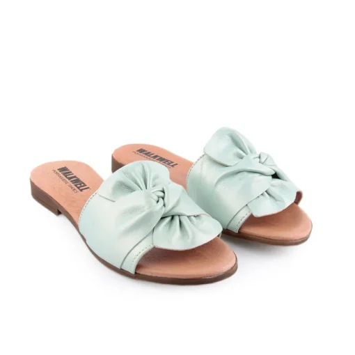 Chinelo WALKWELL