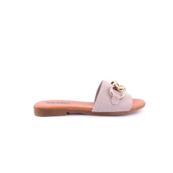Chinelo WALKWELL