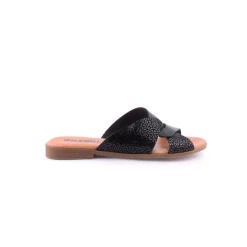 Chinelo WALKWELL