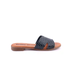 Chinelo WALKWELL
