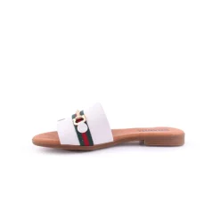 Chinelo WALKWELL