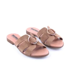 Chinelo WALKWELL