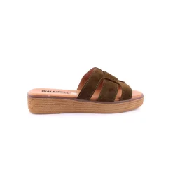 Chinelo WALKWELL