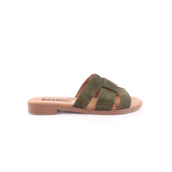 Chinelo WALKWELL
