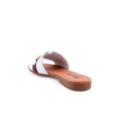 Chinelo WALKWELL
