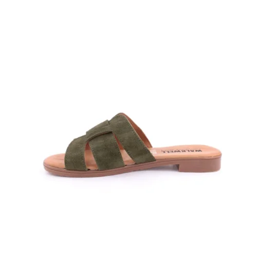 Chinelo WALKWELL