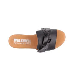 Chinelo WALKWELL