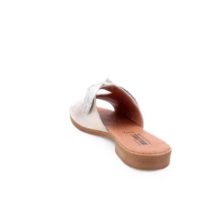 Chinelo WALKWELL