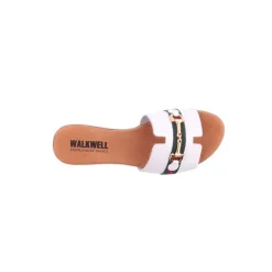 Chinelo WALKWELL