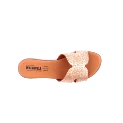 Chinelo WALKWELL