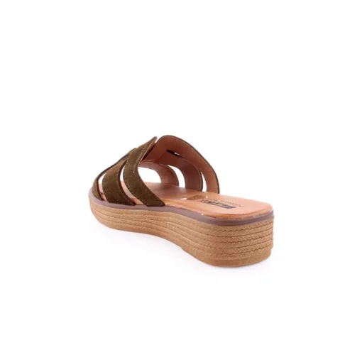 Chinelo WALKWELL