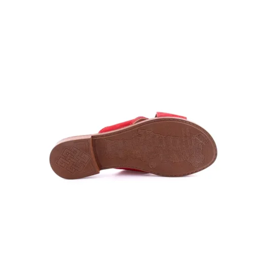 Chinelo WALKWELL