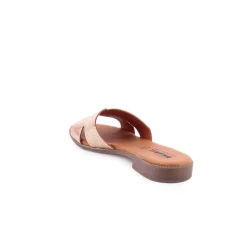 Chinelo WALKWELL