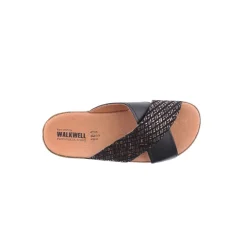 Chinelo WALKWELL