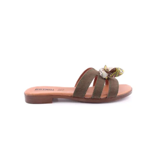Chinelo WALKWELL
