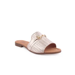 Chinelo WILANO