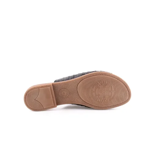 Chinelo WILANO