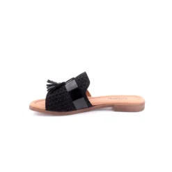 Chinelo WILANO