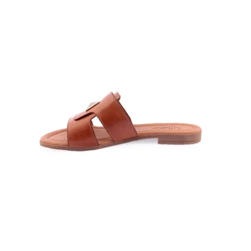Chinelo WILANO