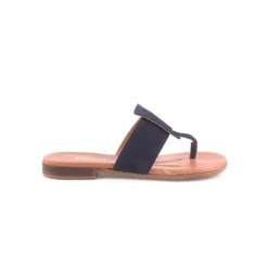 Chinelo WILANO