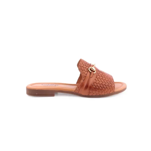 Chinelo WILANO