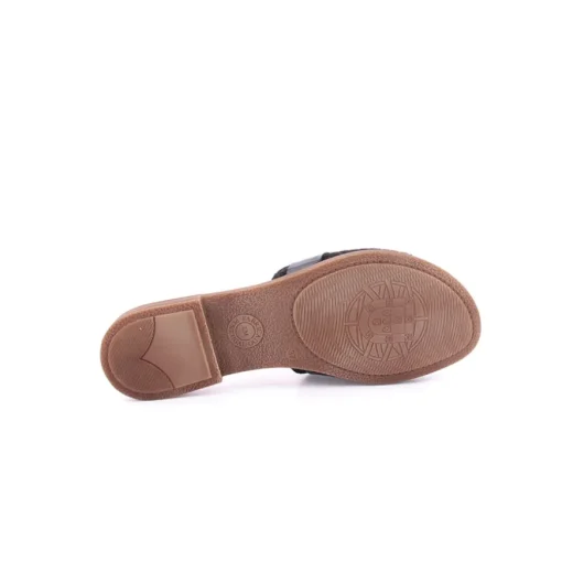 Chinelo WILANO