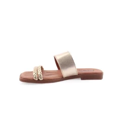 Chinelo WILANO