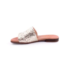 Chinelo WILANO