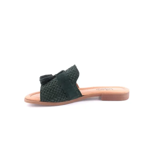 Chinelo WILANO