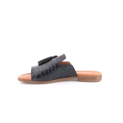 Chinelo WILANO