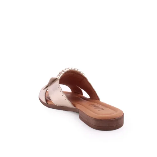Chinelo WILANO