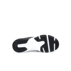 Sapatilha NIKE Legend Essential 2