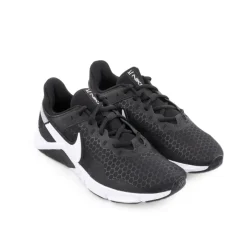 Sapatilha NIKE Legend Essential 2