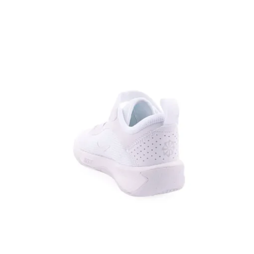 Sapatilha NIKE Omni Multi-Court