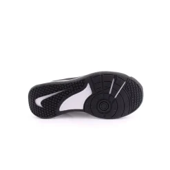 Sapatilha NIKE Omni Multi-Court