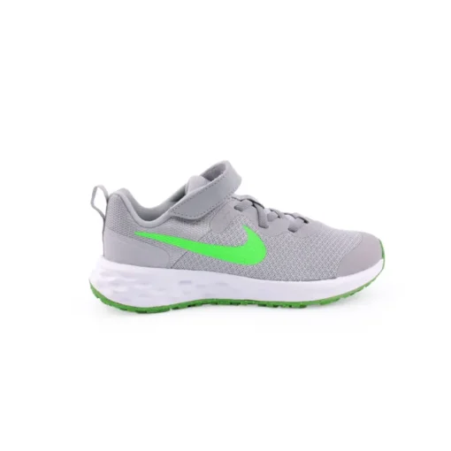 Sapatilha NIKE Revolution 6