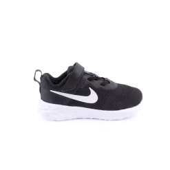 Sapatilha NIKE Revolution 6