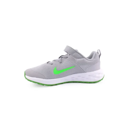 Sapatilha NIKE Revolution 6