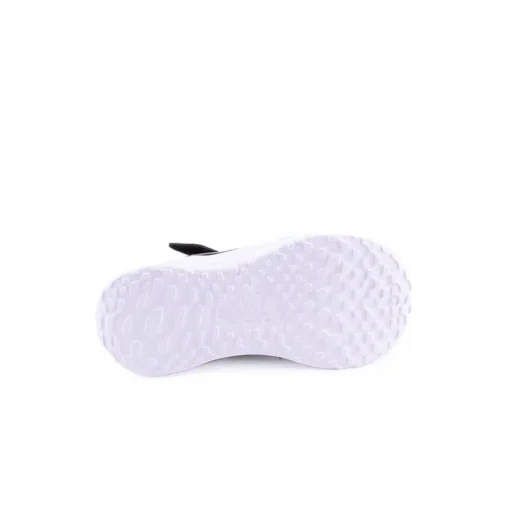 Sapatilha NIKE Revolution 6