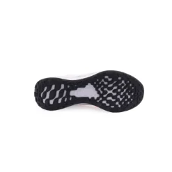 Sapatilha Nike Revolution 6