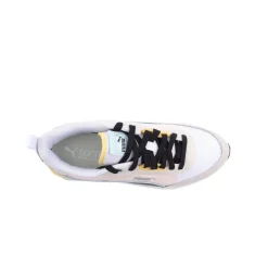 Sapatilha Puma R22