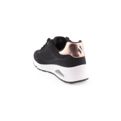 Sapatilha Skechers Street